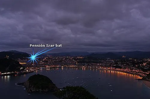 Pension Izar Bat 산세바스티안 0*,